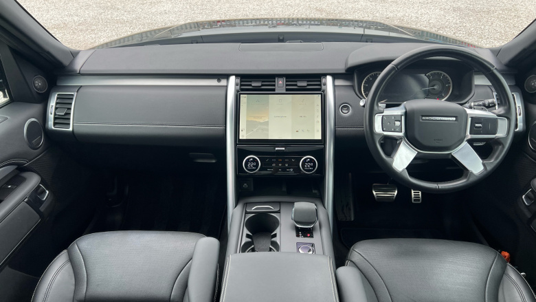 Land Rover Discovery 3.0 D300 R-Dynamic SE 5dr Auto Diesel Station Wagon